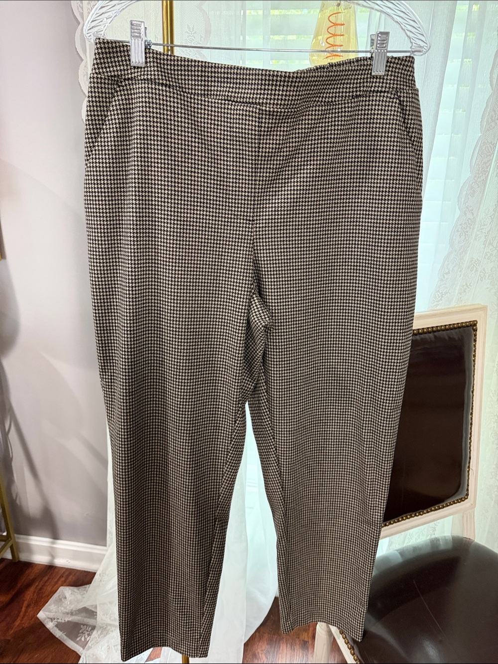 Nine West Black and White Houndstooth Cropped Pants